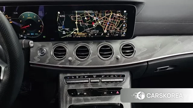 Mercedes-Benz E-Class W213 2023 Белый из Кореи, фото 5