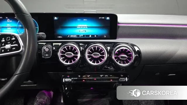 Mercedes-Benz A-Class W177 2021 Белый из Кореи, фото 5