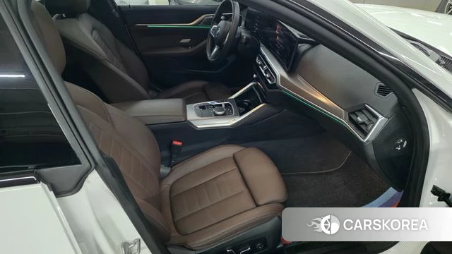 BMW i4 2024 Белый из Кореи, фото 5