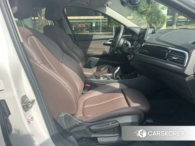 BMW 1 series 2023 Белый из Китая, фото 5