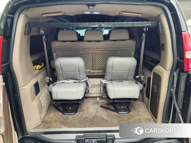 Chevrolet Express Van 2018 Черный из Кореи, фото 5