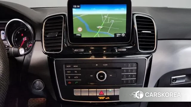 Mercedes-Benz GLE - Class W166 2018 Белый из Кореи, фото 5