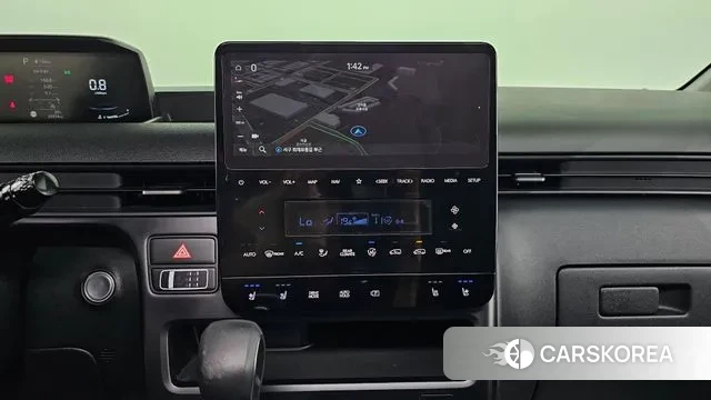 Hyundai Staria 2023 Серый из Кореи, фото 5