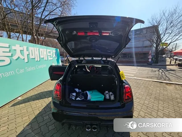 Mini Cooper S 2019 Черный из Кореи, фото 5