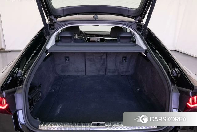Audi A7 2023 Черный из Китая, фото 5