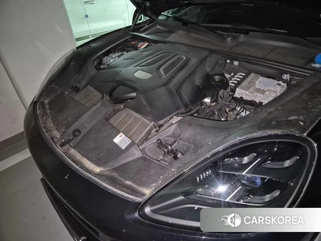 Porsche Cayenne (PO536) 2019 Черный из Кореи, фото 5