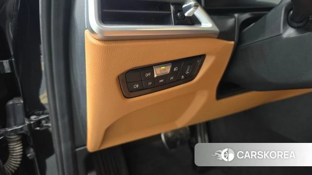 BMW 3 Series (G20) 2025 Черный из Кореи, фото 5