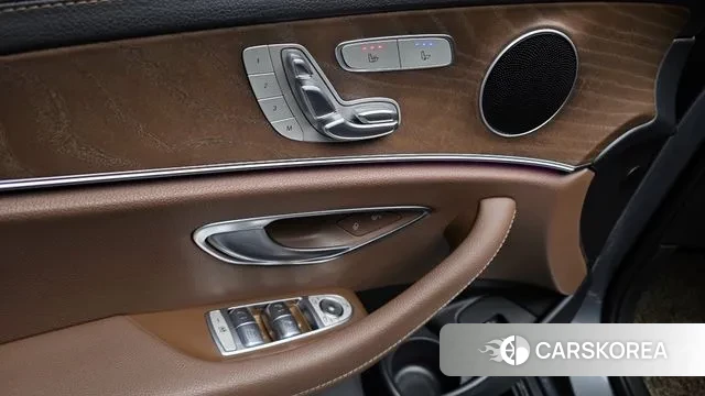 Mercedes-Benz E-Class W213 2021 Серый из Кореи, фото 5