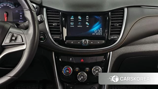 Chevrolet (GM Daewoo) The New Trax 2019 Серебристо-серый из Кореи, фото 5