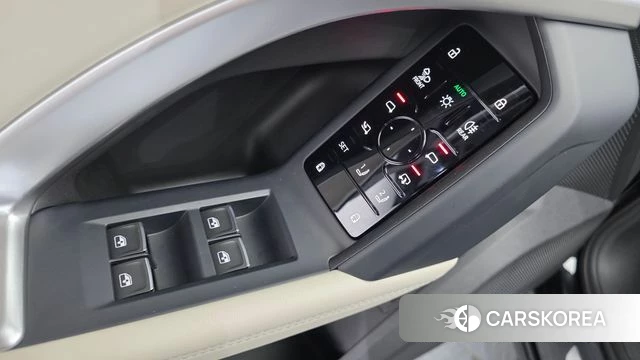 Audi Q5 (80A) 2025 Черный из Кореи, фото 5