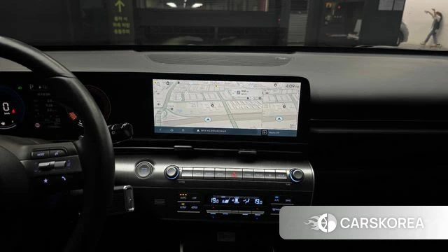 Hyundai Kona (SX2) 2023 Серебристо-серый из Кореи, фото 5