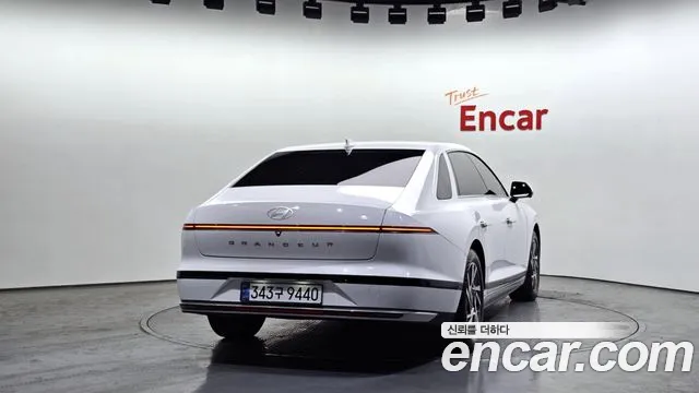 Hyundai Grandeur Hybrid (GN7) id 2638082 из Кореи 5