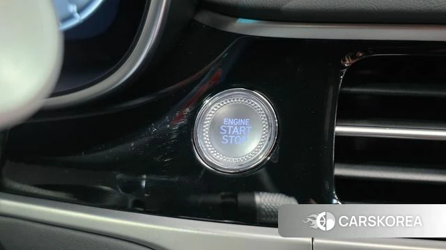Genesis The New G70 2024 Жемчужный цвет из Кореи, фото 5