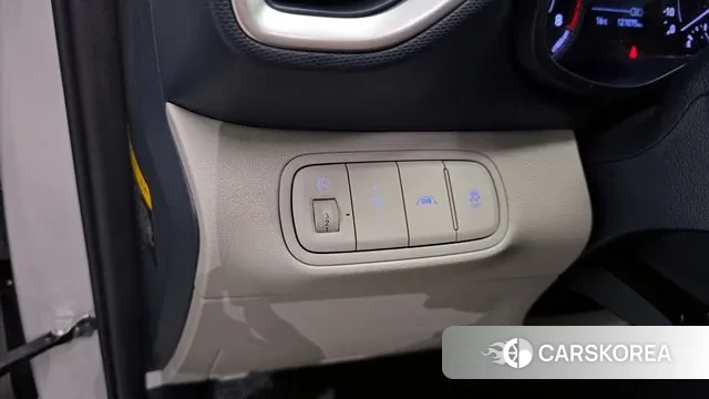 Hyundai Venue 2020 Серый из Кореи, фото 5