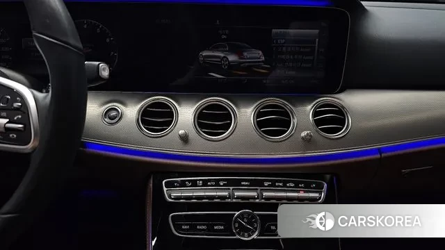 Mercedes-Benz E-Class W213 2019 Черный из Кореи, фото 5