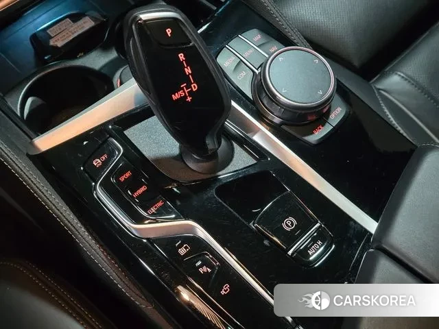 BMW 5 Series (G30) 2022 Черный из Кореи, фото 5