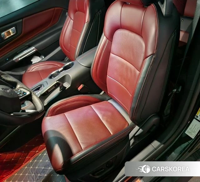 Ford Mustang 7th Generation 2024 Серый из Кореи, фото 5