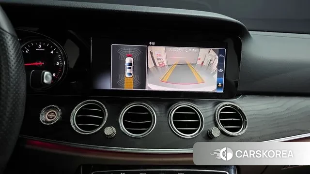 Mercedes-Benz E-Class W213 2018 Белый из Кореи, фото 5