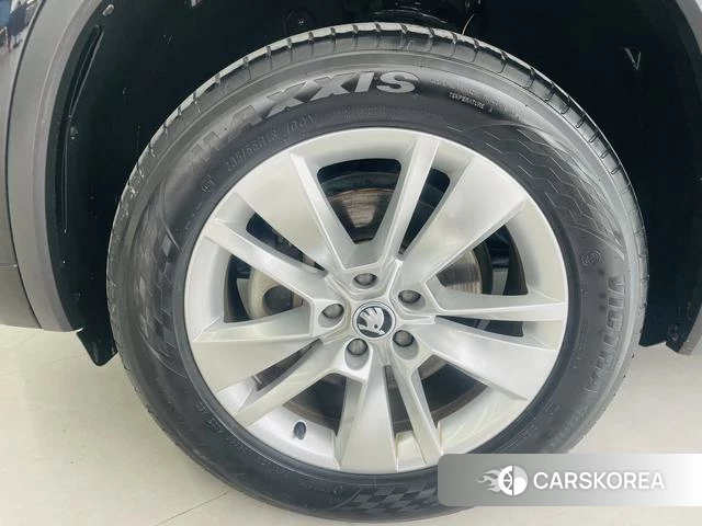 Skoda Kodiak 2024 Черный из Китая, фото 5