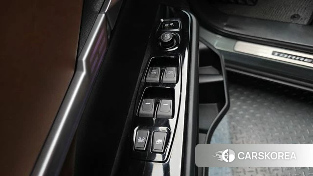 Ssangyong Torres 2022 Серый из Кореи, фото 5