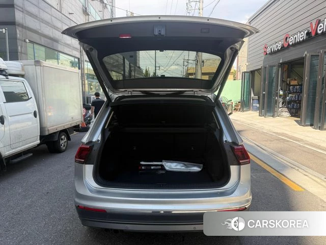 Volkswagen Tiguan second Generation 2020 Серый из Кореи, фото 5