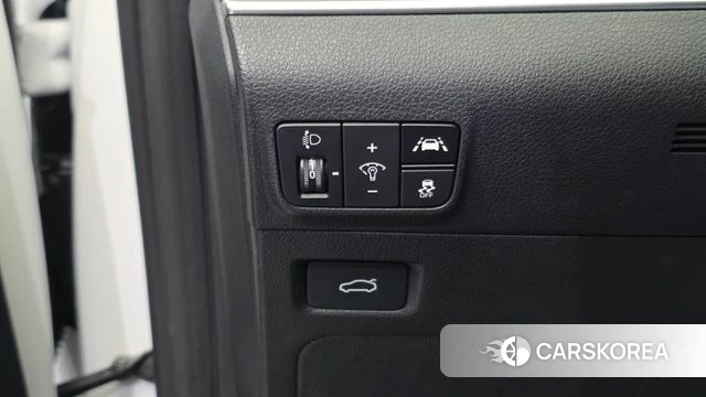 Kia K5 3rd generation 2023 Белый из Кореи, фото 5
