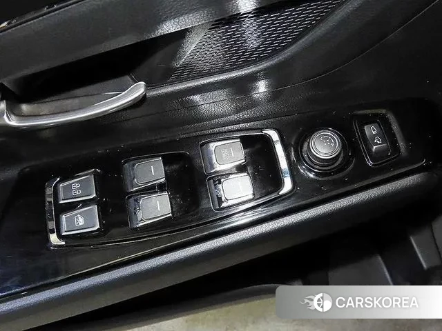 Ssangyong Beautiful Korando 2019 Серый из Кореи, фото 5