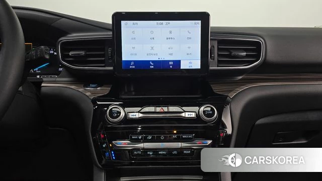 Ford Explorer 6th Generation 2022 Белый из Кореи, фото 5