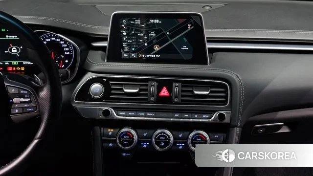 Genesis G70 2019 Белый из Кореи, фото 5