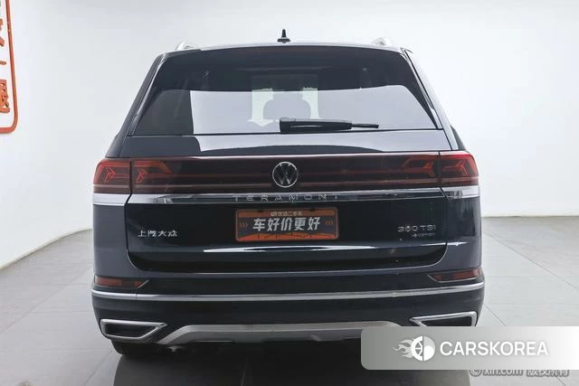 Volkswagen Tourang 2022 Черный из Китая, фото 5