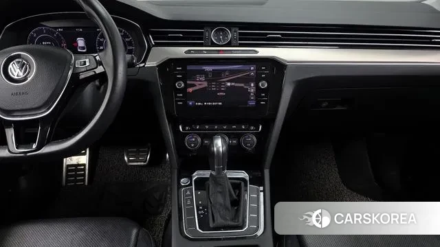 Volkswagen Arteon 2019 Белый из Кореи, фото 5