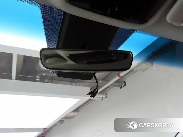 Hyundai Staria 2021 Белый из Кореи, фото 5