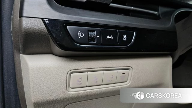 Kia Carnival 4th generation 2021 Черный из Кореи, фото 5