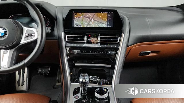 BMW 8 Series (G15) 2021 Черный из Кореи, фото 5