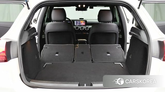 Mercedes-Benz A-Class W177 2024 Белый из Кореи, фото 5