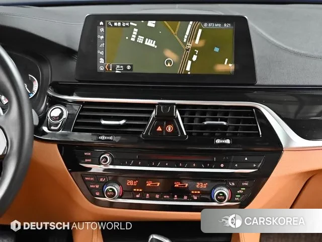 BMW 5 Series (G30) 2018 Синий из Кореи, фото 5