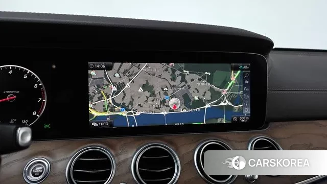 Mercedes-Benz E-Class W213 2020 Белый из Кореи, фото 5