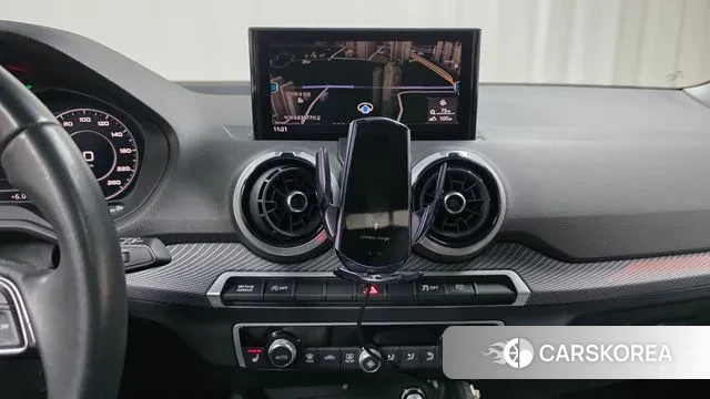 Audi Q2 2023 Светло-зеленый из Кореи, фото 5