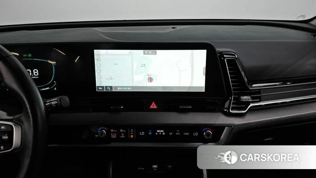Kia Sportage 5th Generation 2022 Белый из Кореи, фото 5