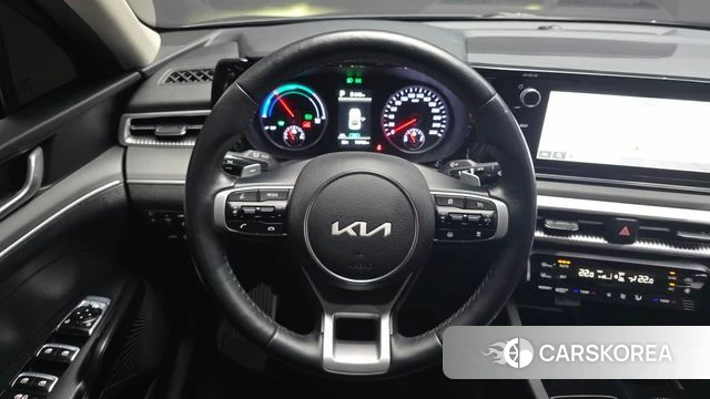 Kia K5 Hybrid 3rd Generation 2023 Черный из Кореи, фото 5