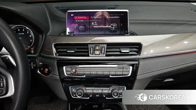 BMW X1 (F48) 2021 Черный из Кореи, фото 5