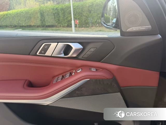 BMW X5 2025 Черный из Китая, фото 5