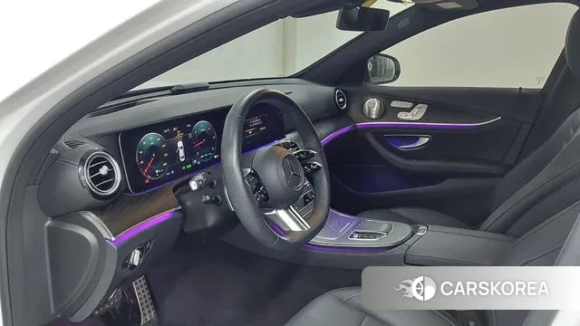 Mercedes-Benz E-Class W213 2022 Белый из Кореи, фото 5