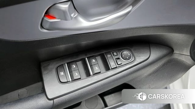 Kia The New K3 2nd generation 2023 Белый из Кореи, фото 5