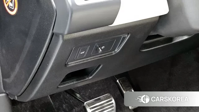 Land Rover Discovery 5 2022 Черный из Кореи, фото 5