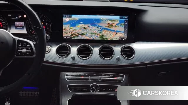 Mercedes-Benz E-Class W213 2020 Белый из Кореи, фото 5