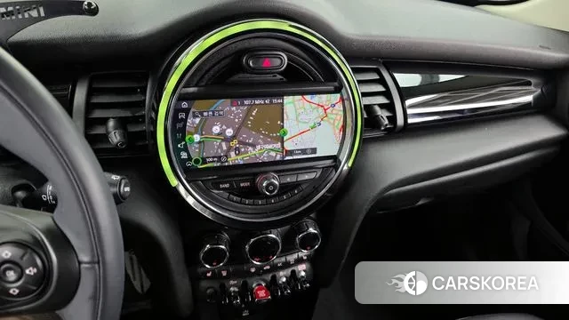 Mini Cooper 2020 Зеленый из Кореи, фото 5