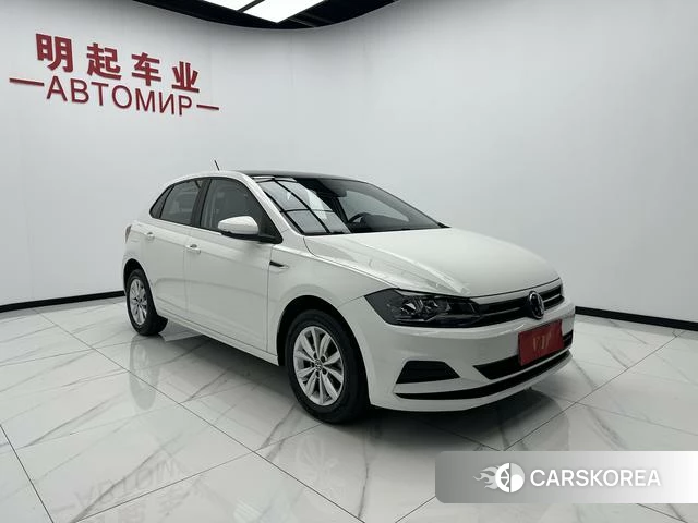 Volkswagen Polo 2022 Белый из Китая, фото 5