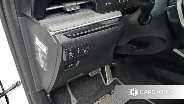 Kia The New K5 3rd generation 2023 Белый из Кореи, фото 5