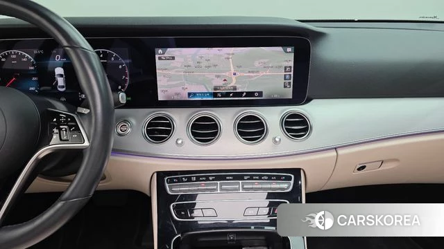Mercedes-Benz E-Class W213 2021 Белый из Кореи, фото 5